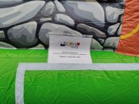 fragment zjeżdżalni z informacją o dofinansowaniu projektu